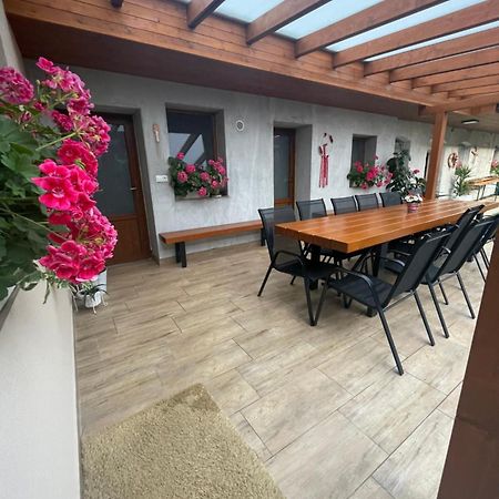 Rodinny Penzion Kohoutek Hovorany Exterior foto
