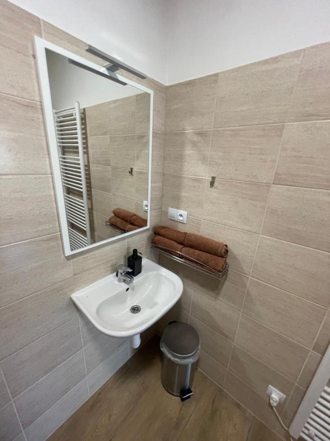 Rodinny Penzion Kohoutek Hovorany Exterior foto
